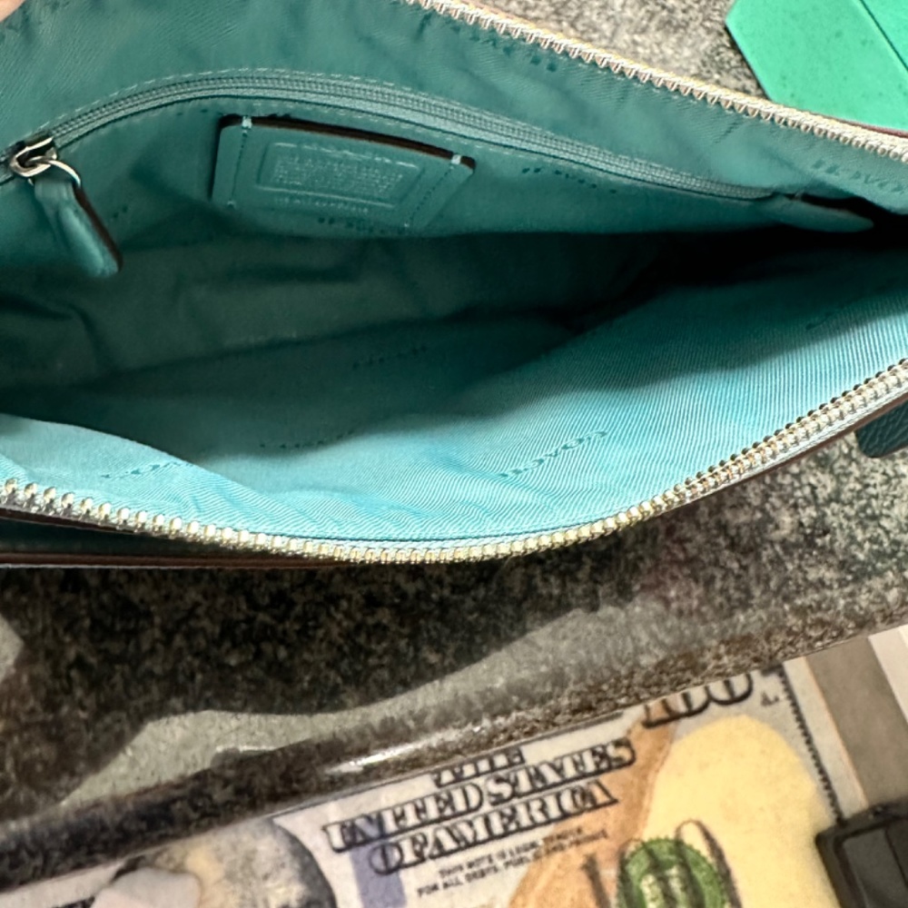 Coach Bag - Picture 3 of 5